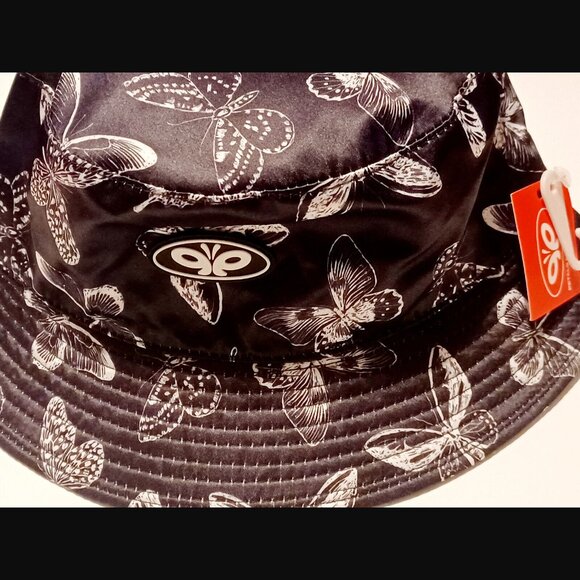 Petal and Peacocks Butterflies Black and White Bucket Hat NWT - Picture 4 of 10
